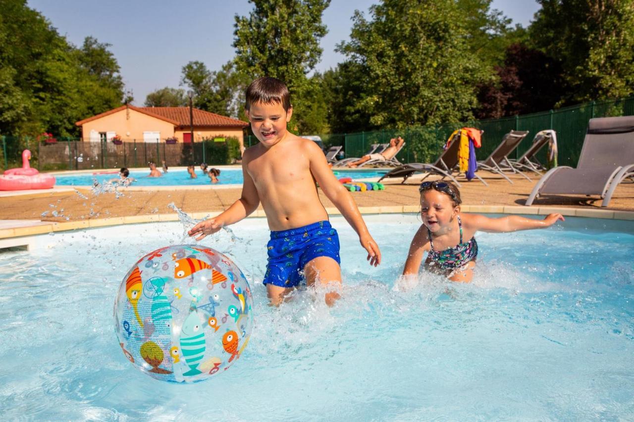 Camping De La Bageasse Brioude Dış mekan fotoğraf