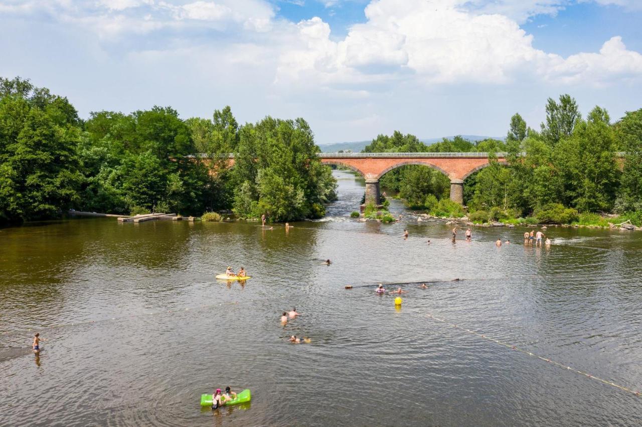 Camping De La Bageasse Brioude Dış mekan fotoğraf